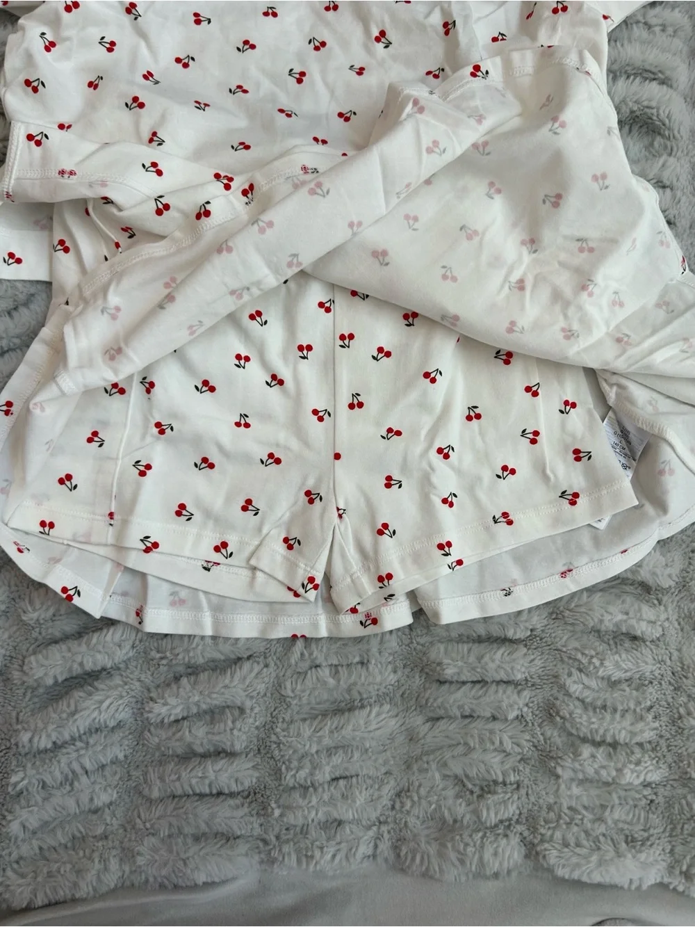 🍒 NWT! GAP Kids White Cherry Print Tee and Skort Matching Set